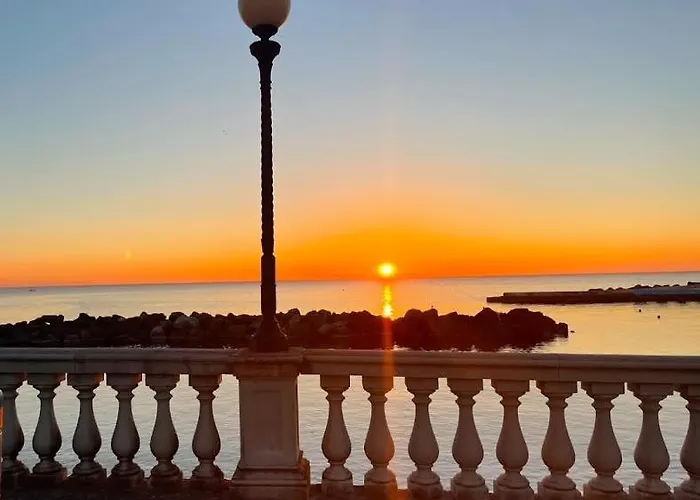 公寓 Mezzanino Flat